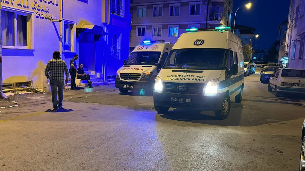 Kütahya'da aile faciası! Annesini ve üvey babasını katletti - Resim: 18